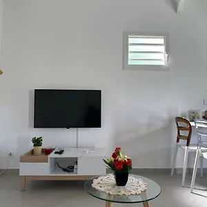 bungalow-ixora.comcaribbean.com/